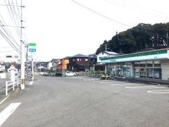ファミリーマート　猪野店