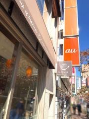 カフェ・ド・クリエ　新橋赤レンガ通り店