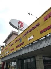 レッドバロン名古屋本店