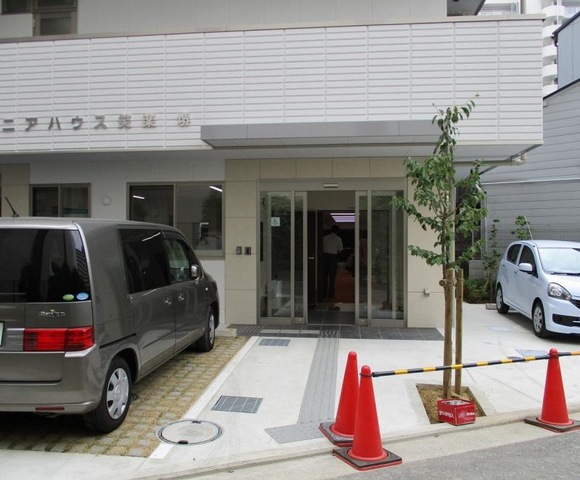 シニアハウス笑楽 堺 施設外観