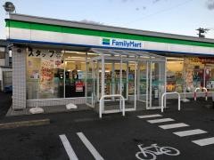 ファミリーマート　いなべ藤原店