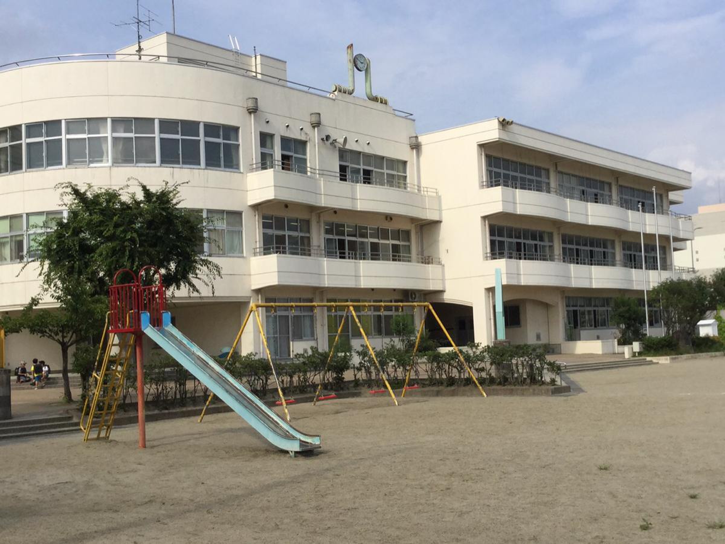 長 町南 小学校
