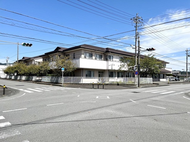 かなや