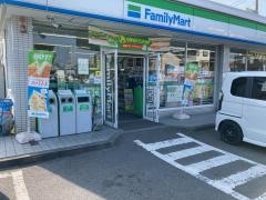 ファミリーマート　蟹江本町店
