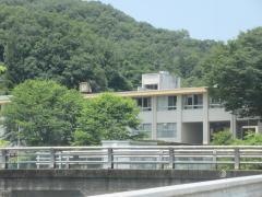 日吉小学校