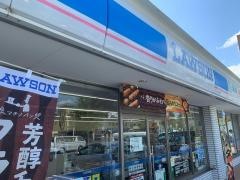 ローソン　山科区役所前店