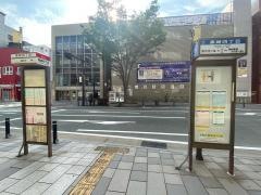 「黒崎四丁目」バス停留所