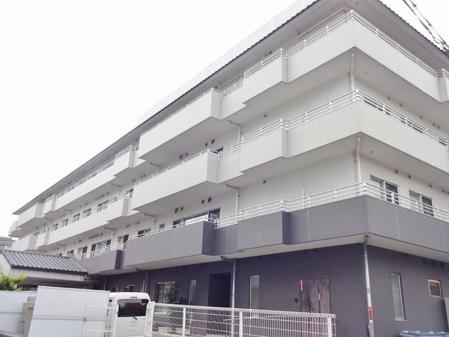 こすもぴあ 施設外観
