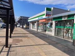 ファミリーマート　飯能駅南口店