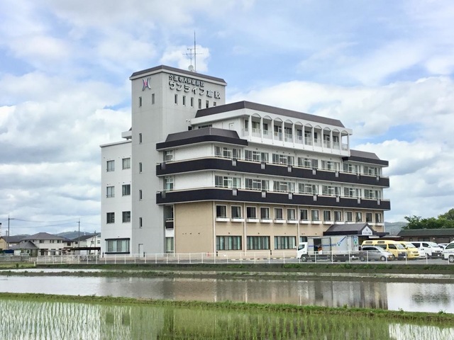 介護老人保健施設サンライフ倉敷 建物全景