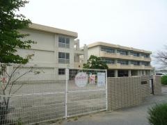 大椎小学校