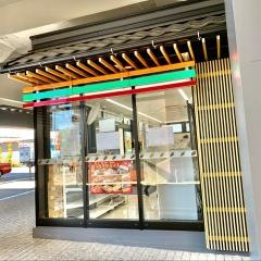 セブンイレブン　ハートインＪＲ梅小路京都西駅前店