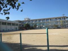 児安小学校