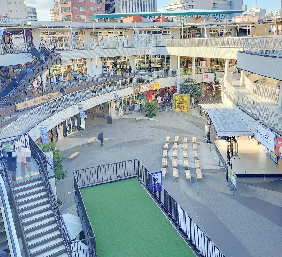 アスナル金山の外観です
