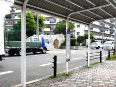 「東郷通」バス停留所