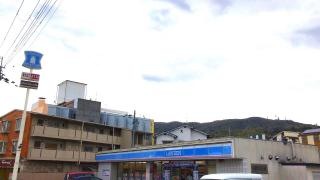 ローソン　生駒俵口町店