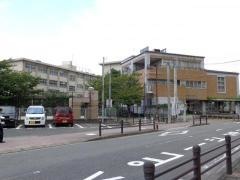 板付北小学校