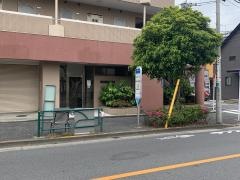 「六郷土手」バス停留所