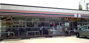 セブンイレブン　津久見港町店