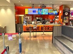 A&W　浦添パルコシティ店