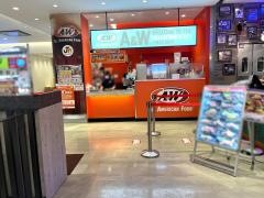 Ａ&Ｗ　浦添パルコシティ店