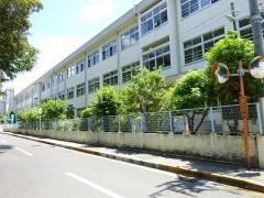 藤井寺西小学校
