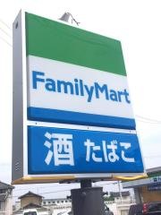 ファミリーマート　高松西春日店