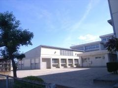 高岡市立南星中学校