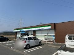 ファミリーマート　津市美里町店