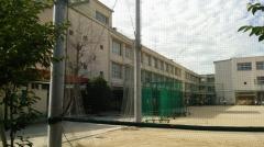 長吉東小学校