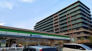 ファミリーマート　吹田千里丘北店