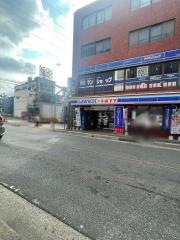 ローソン　井尻駅前店