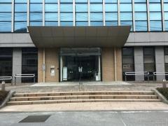 大月市立図書館