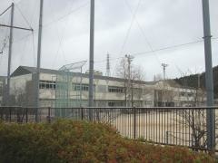 青山小学校