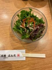 まぐろ丼・ぶんた