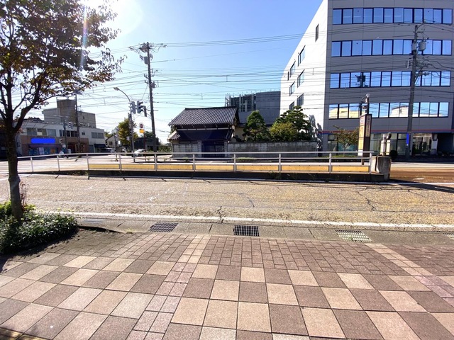 広貫堂前駅