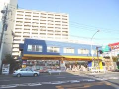 マツモトキヨシ　井土ヶ谷駅前店