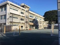 大津小学校