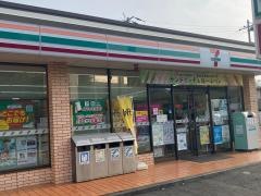セブンイレブン　横浜馬場５丁目店