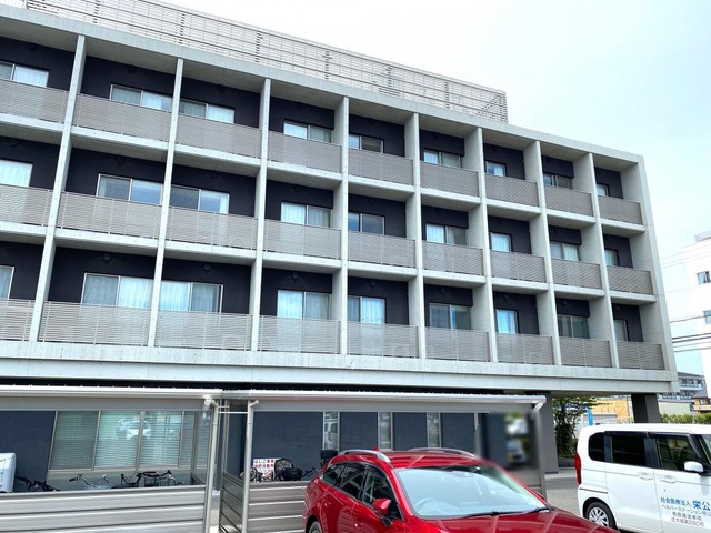 栄公苑 施設外観