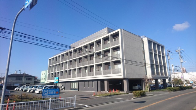 栄公苑 施設外観