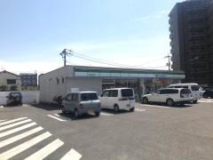 ファミリーマート　岡山東古松店