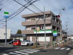 ファミリーマート　宮城野原町店