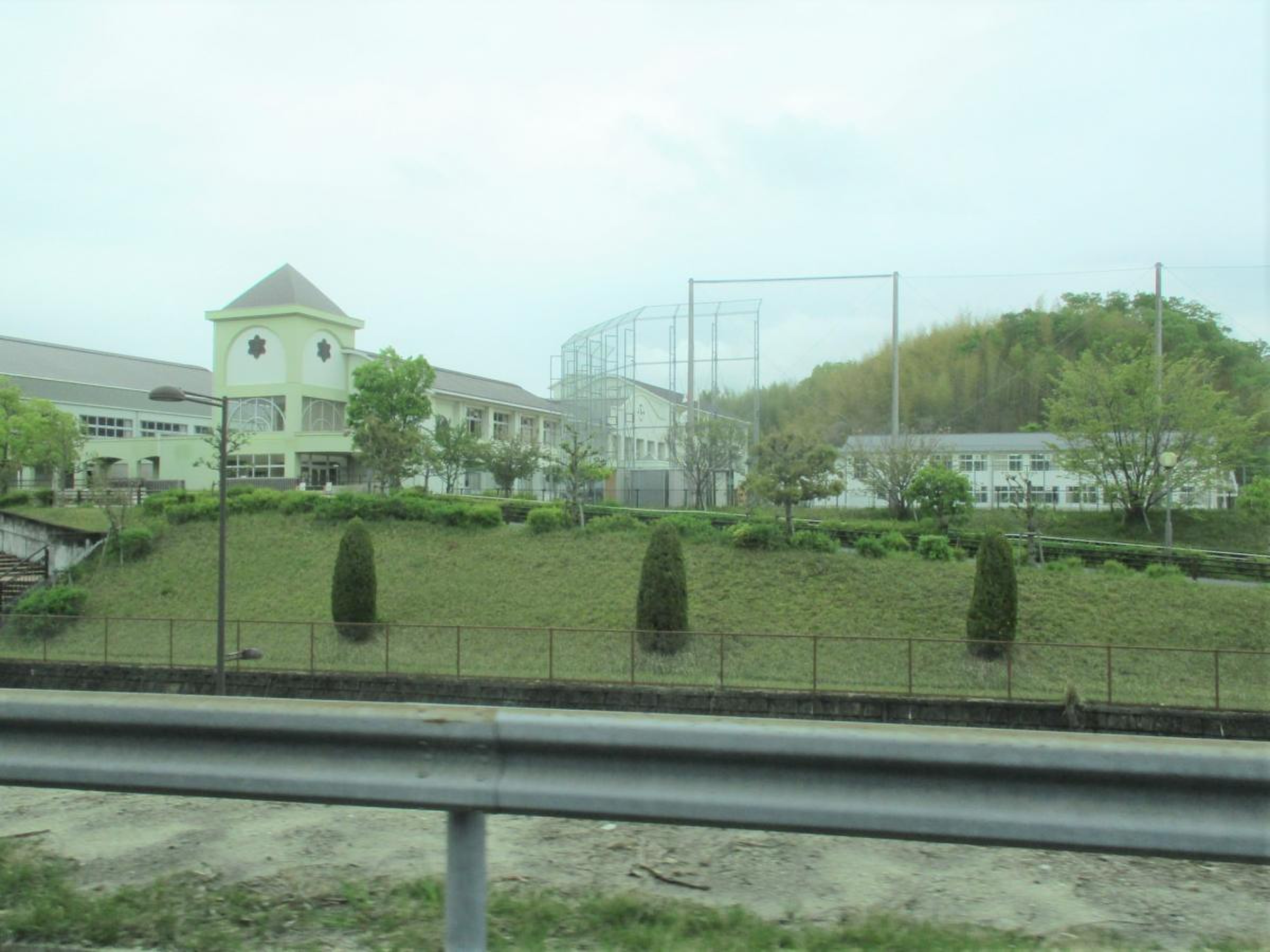 精華 台 小学校