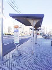 「上倉田交差点」バス停留所
