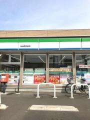 ファミリーマート　仙台西中田店