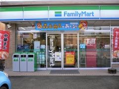 ファミリーマート　浜松鴨江三丁目店