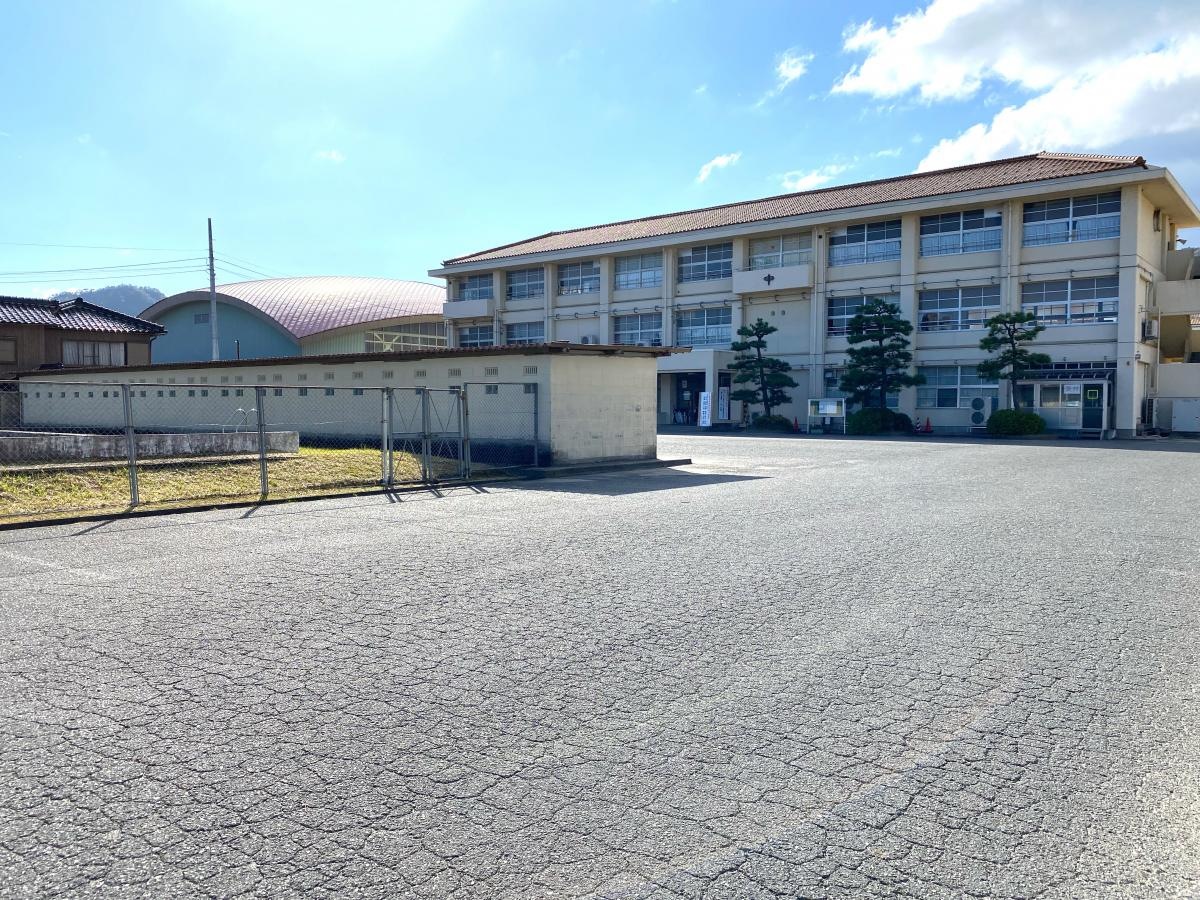 与謝野町宮津市中学校組合立橋立中学校
