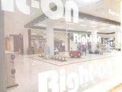 ライトオン　けいはんなアピタ店