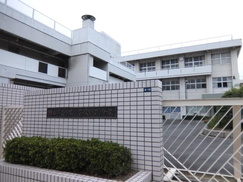 正門